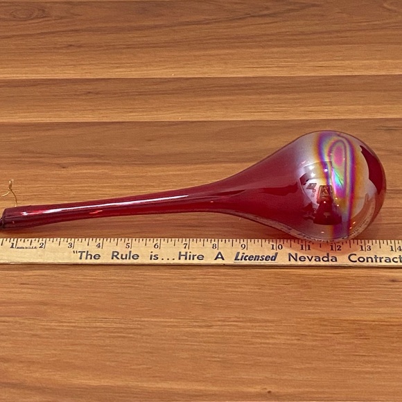 JIM MARVIN Iridescent Deep Red 14-inch Handblown Glass Teardrop Ornament - Picture 7 of 13